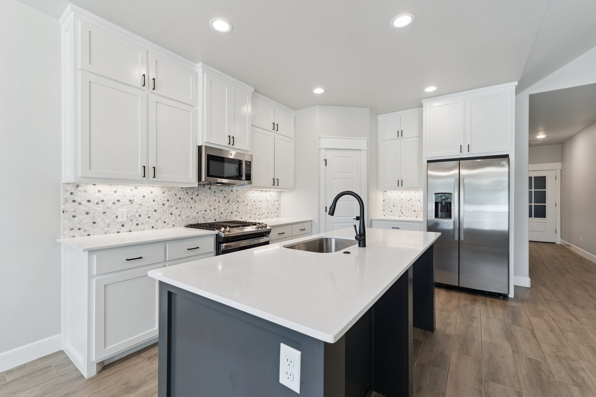 124 5th St_020 (2).jpg