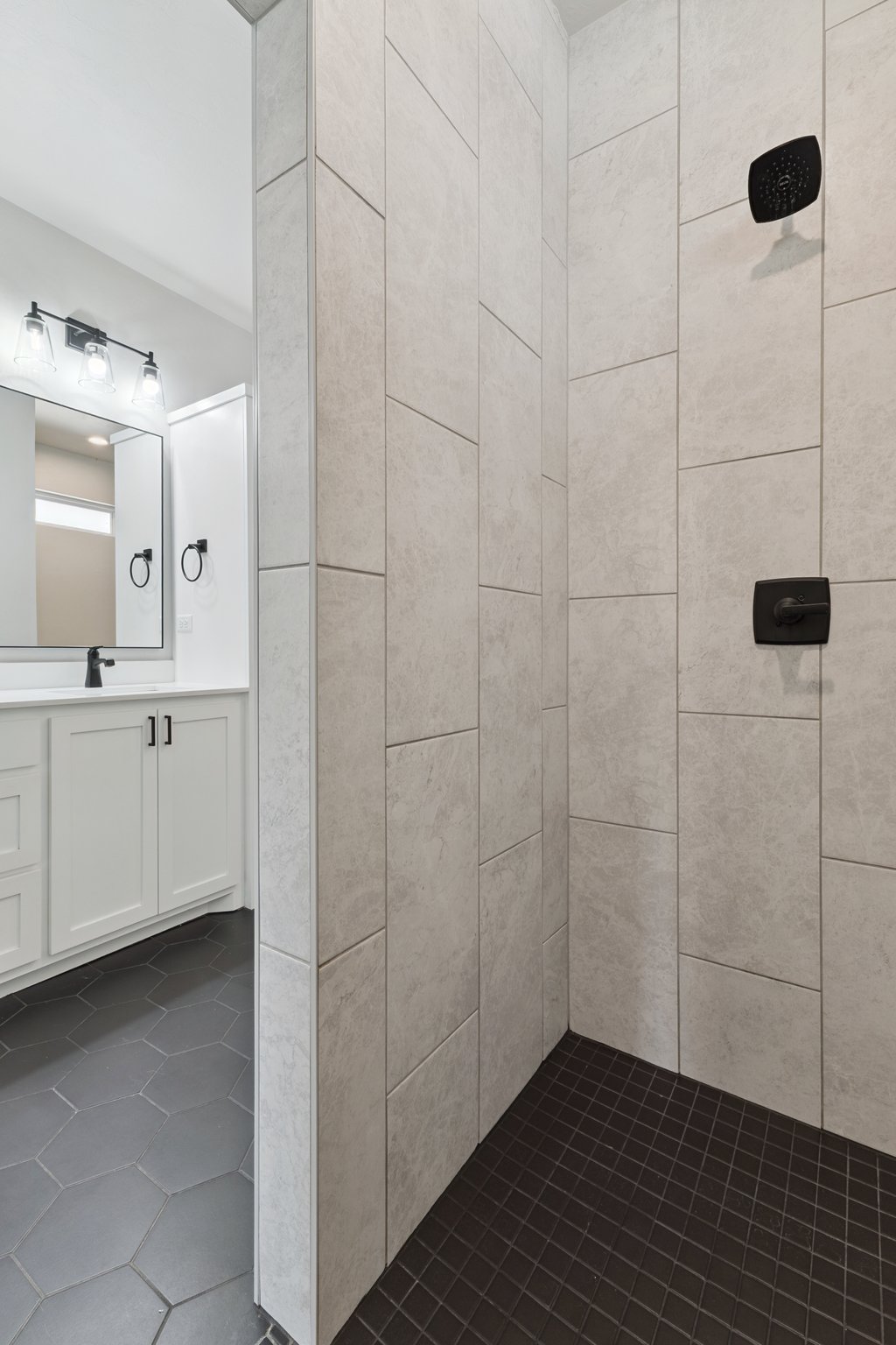 124 5th St_031 (2).jpg