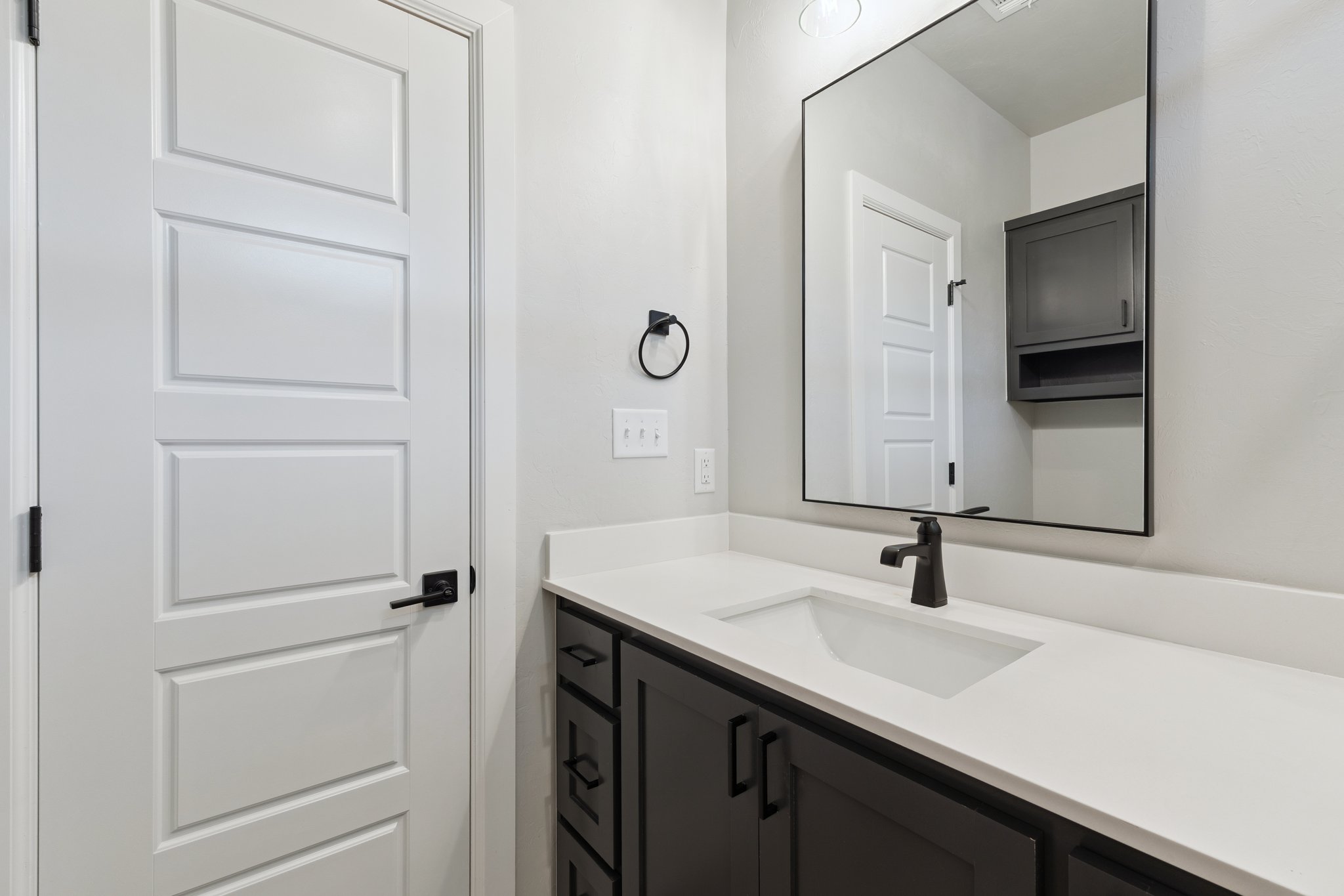 124 5th St_041 (2).jpg