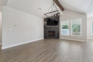 124 5th St_008 (2).jpg