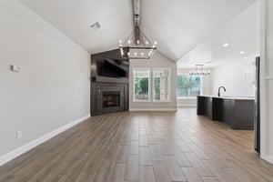 124 5th St_009 (2).jpg