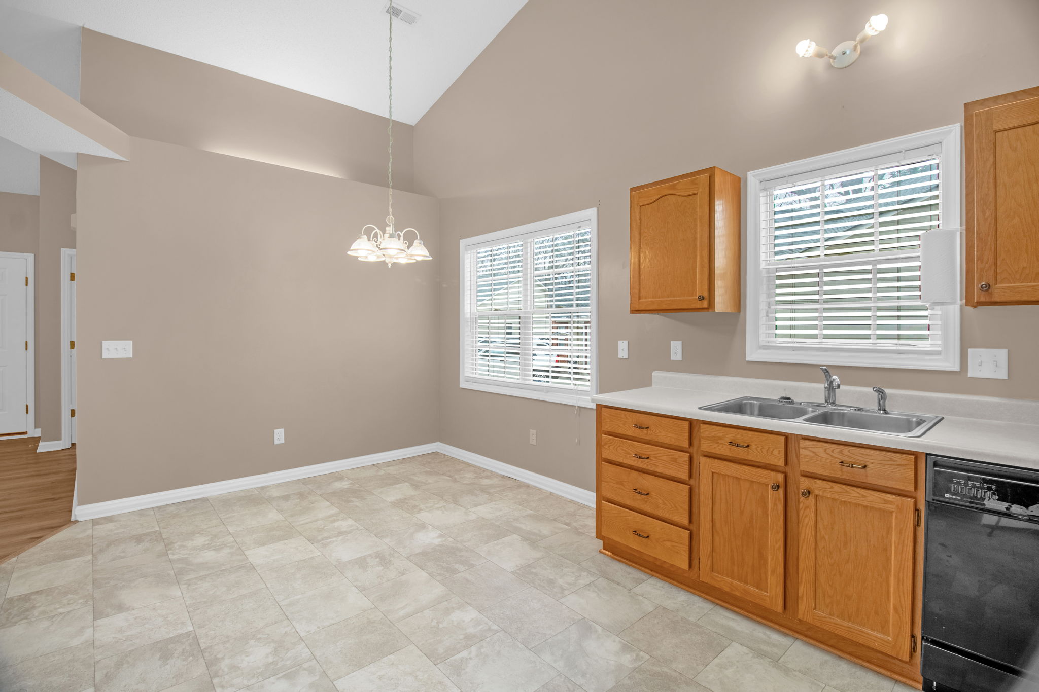 124 Bethania Oaks Cir-14