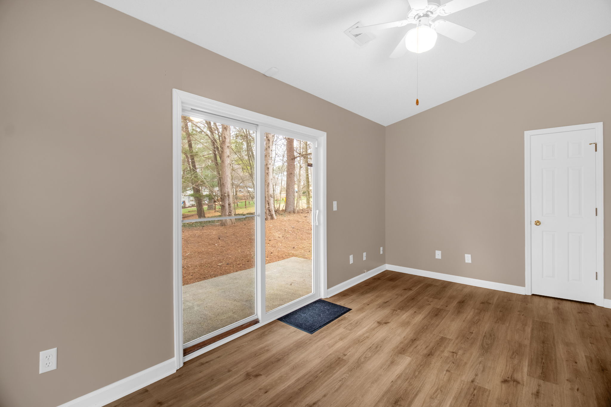 124 Bethania Oaks Cir-18