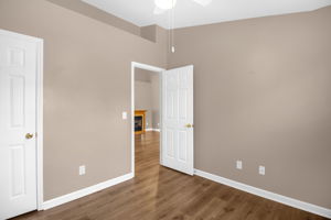 124 Bethania Oaks Cir-24