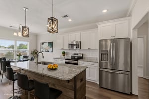 IMG_6754 virtually staged.jpeg