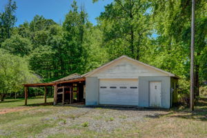 Detached Garage