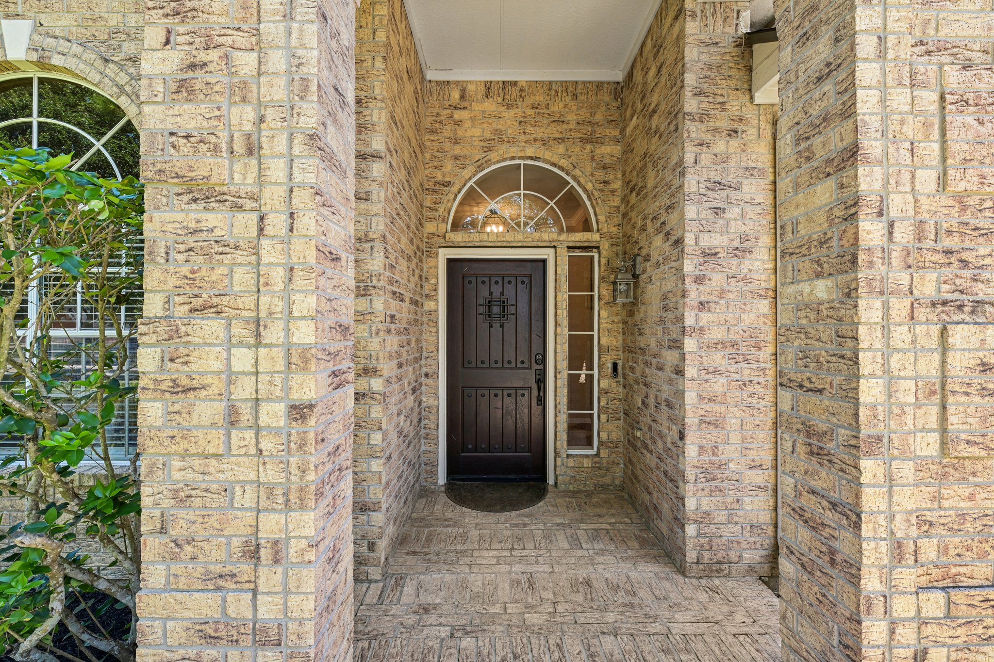 Crimson Bay Dr-L1808-007.jpg