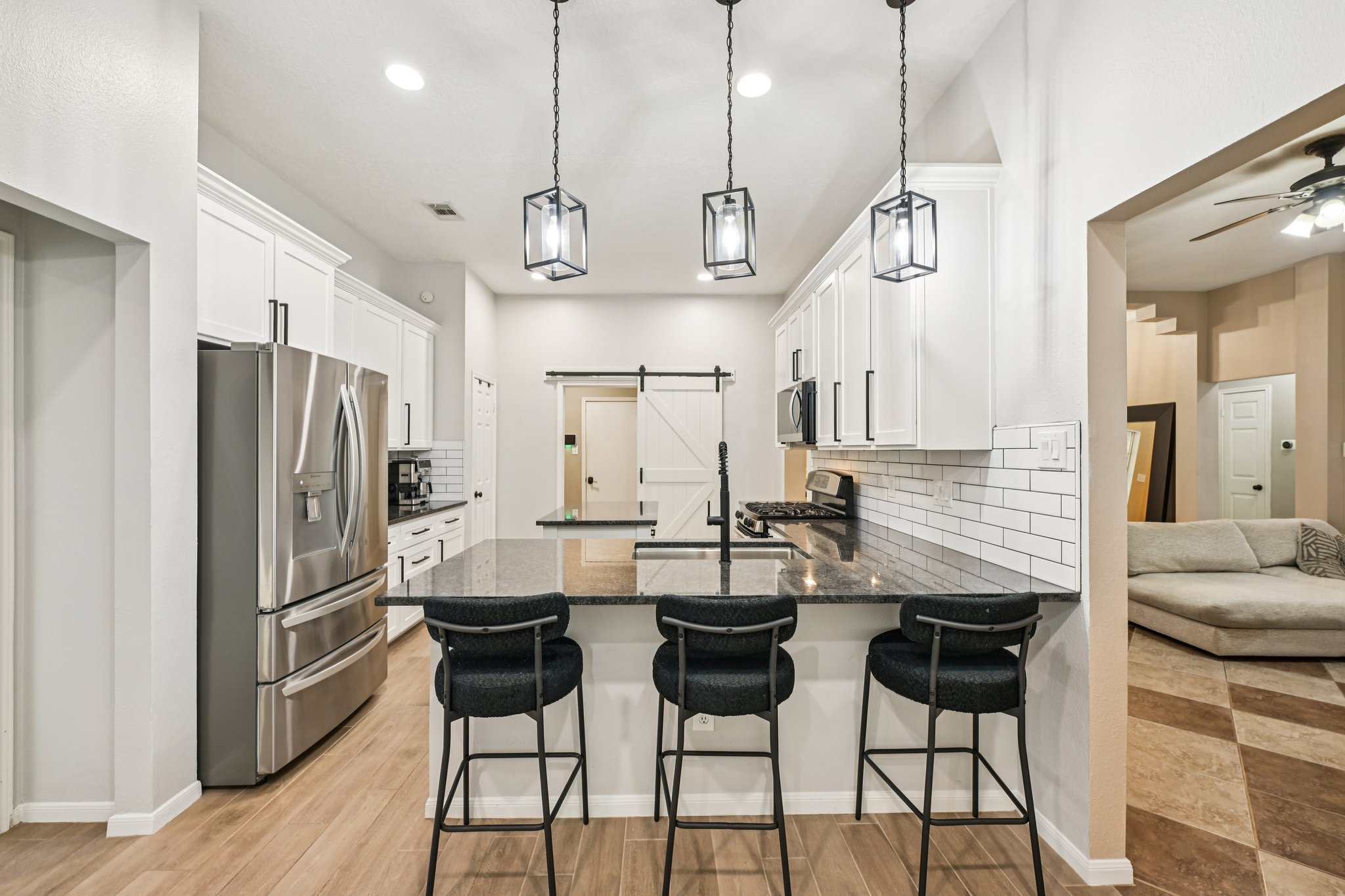 Crimson Bay Dr-L1808-015.jpg