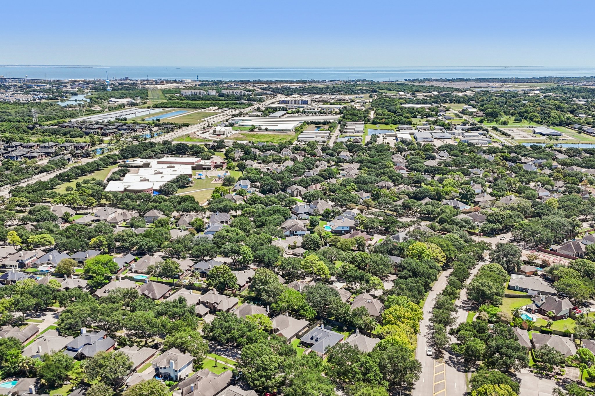 Crimson Bay Dr-L1808-044.jpg