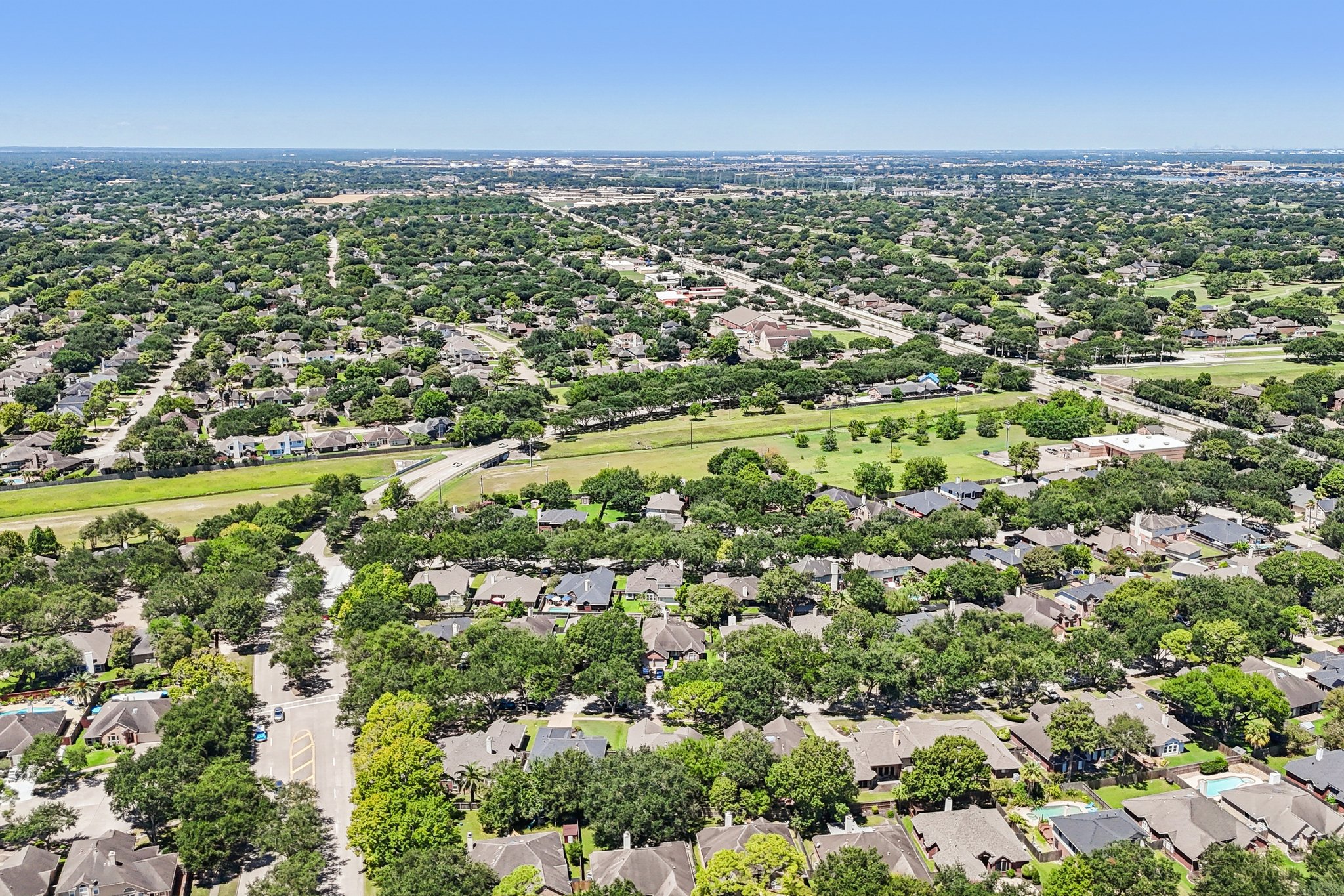 Crimson Bay Dr-L1808-046.jpg