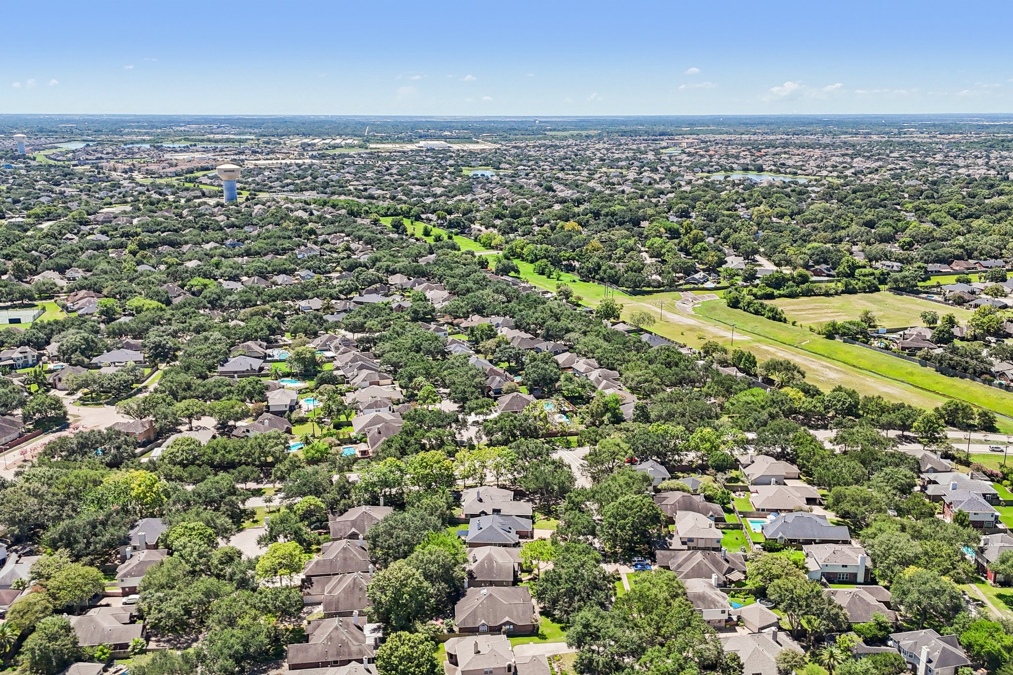 Crimson Bay Dr-L1808-048.jpg