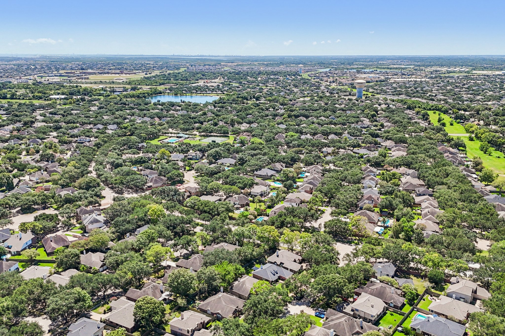 Crimson Bay Dr-L1808-049.jpg