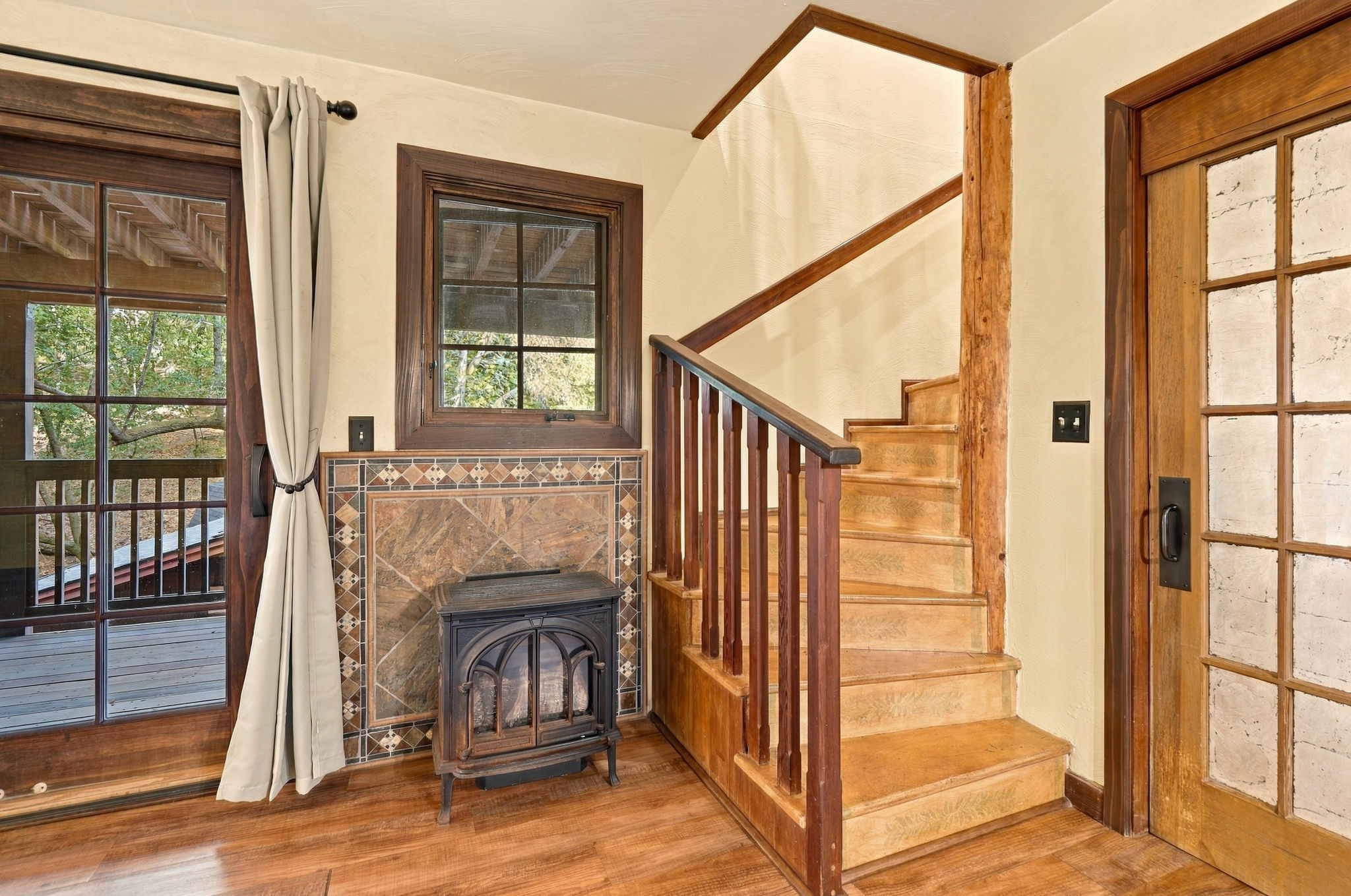 018_F8_124 Cypress Dr