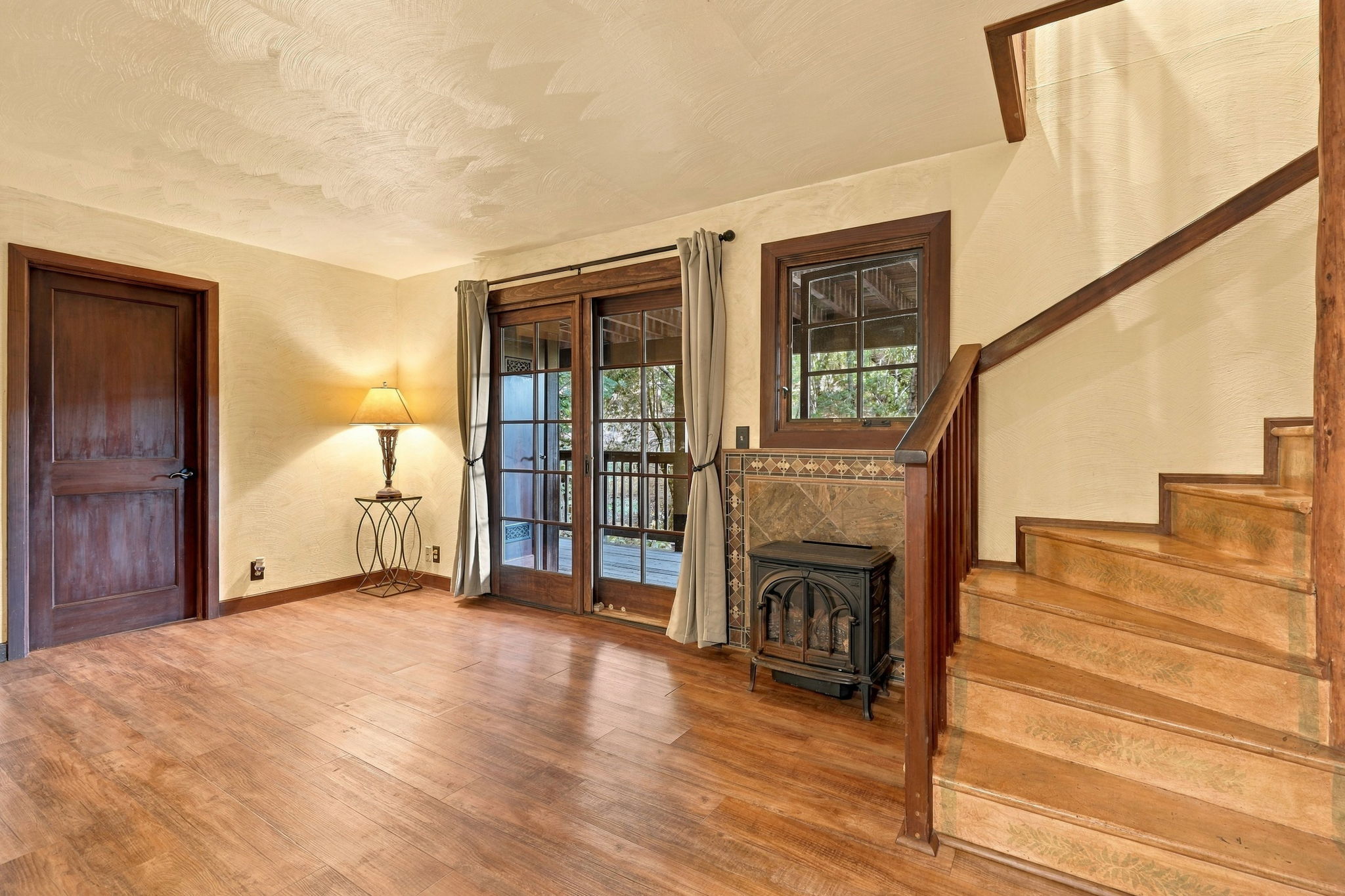 019_F8_124 Cypress Dr