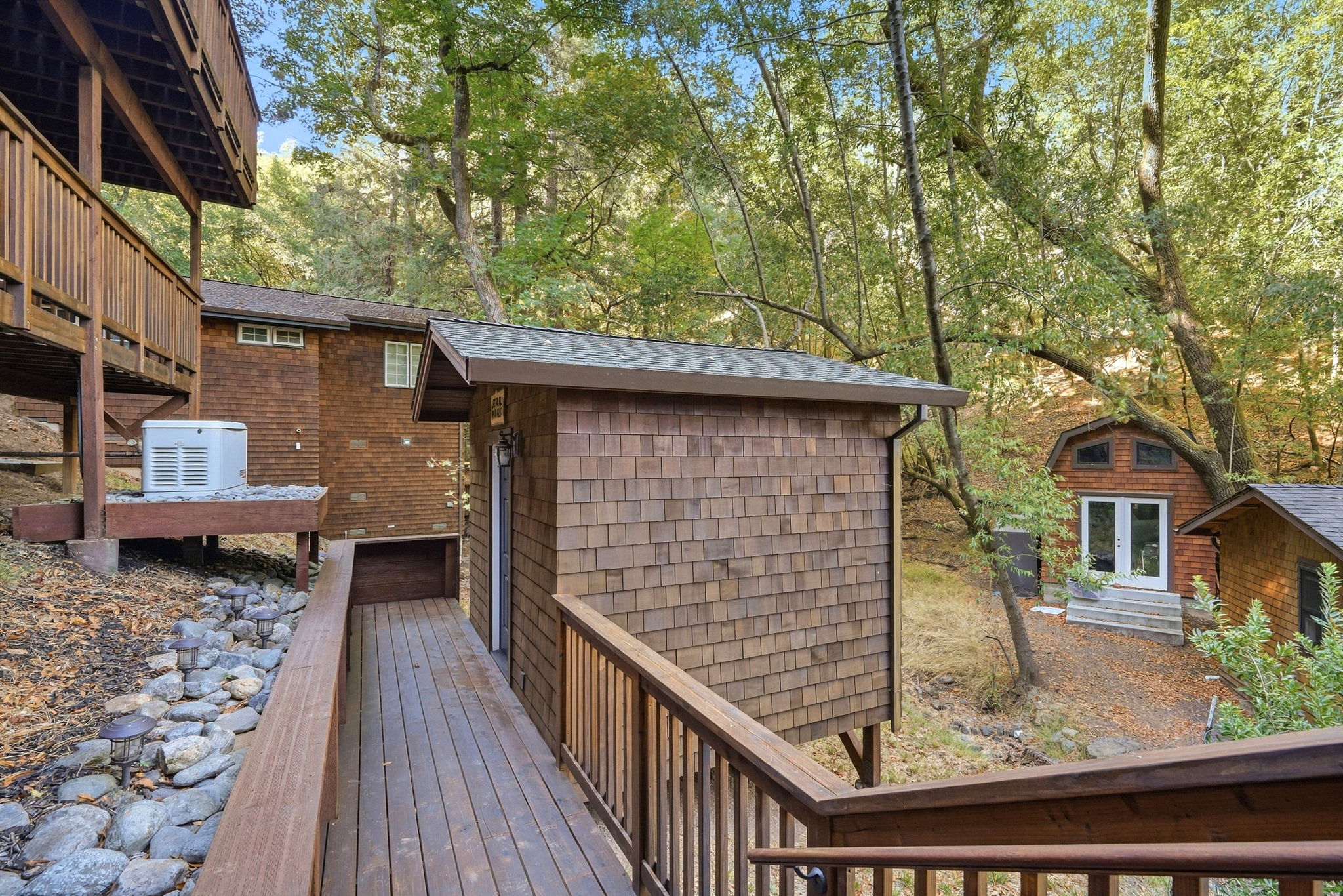 036_F8_124 Cypress Dr