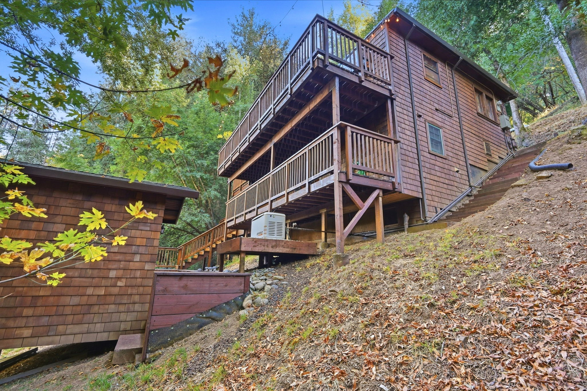 040_F8_124 Cypress Dr
