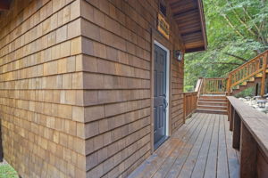 038_F8_124 Cypress Dr