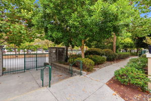 002_F8_124 Everson Dr