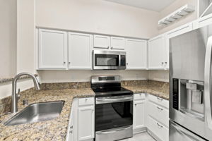 012_F8_124 Everson Dr