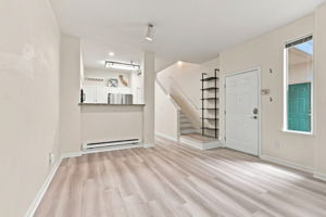 015_F8_124 Everson Dr