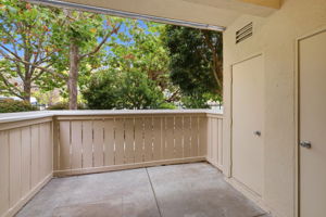 025_F8_124 Everson Dr