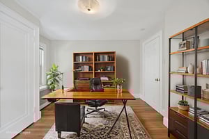 7O6A6119 virtually staged.jpeg