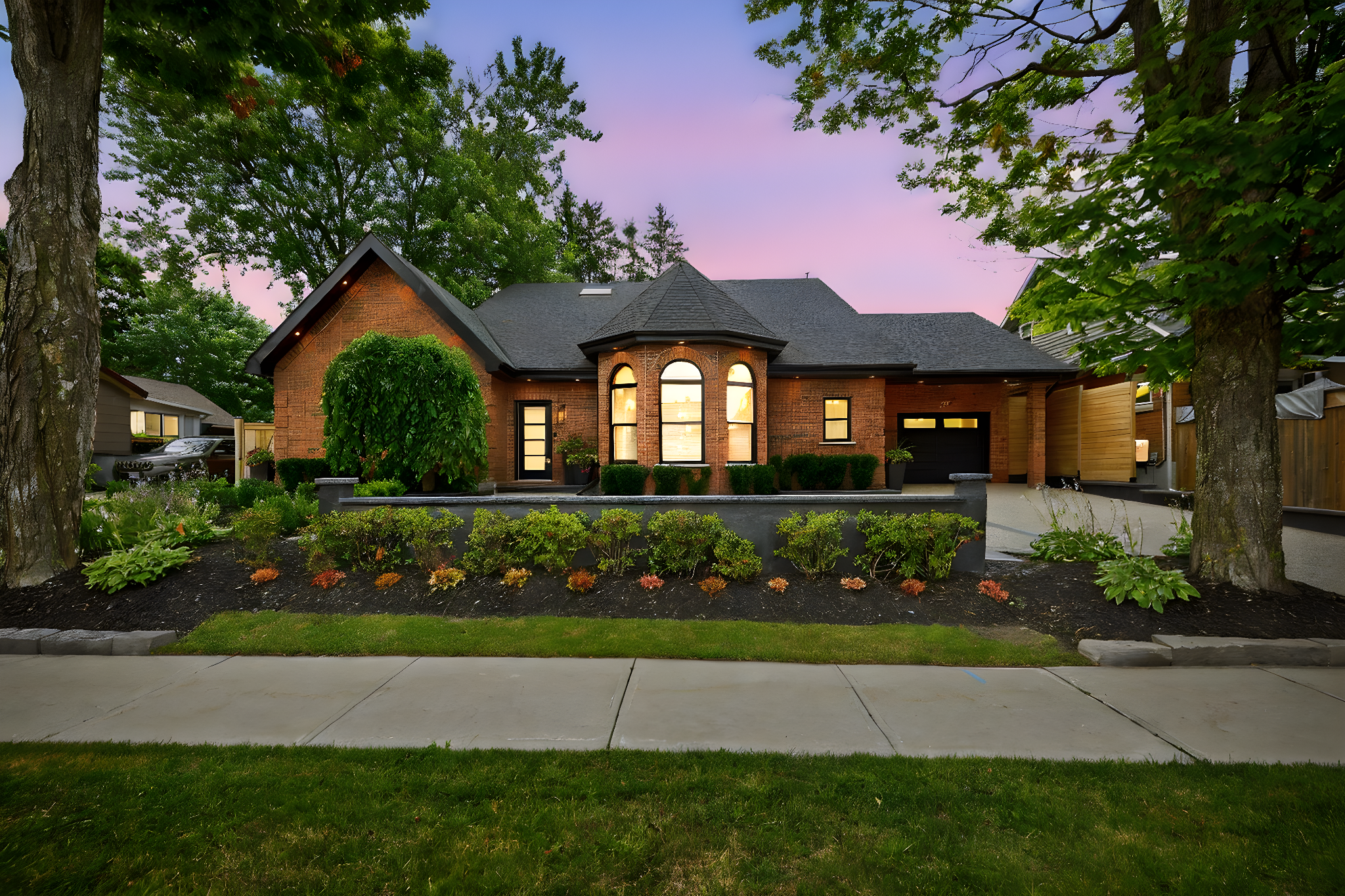 124 Frederick Street E_103 day to dusk.jpeg