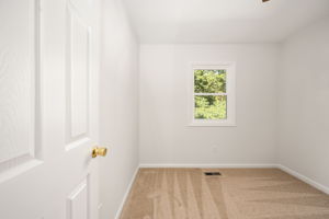  Photo 34