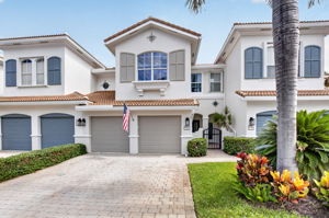  Photo 0