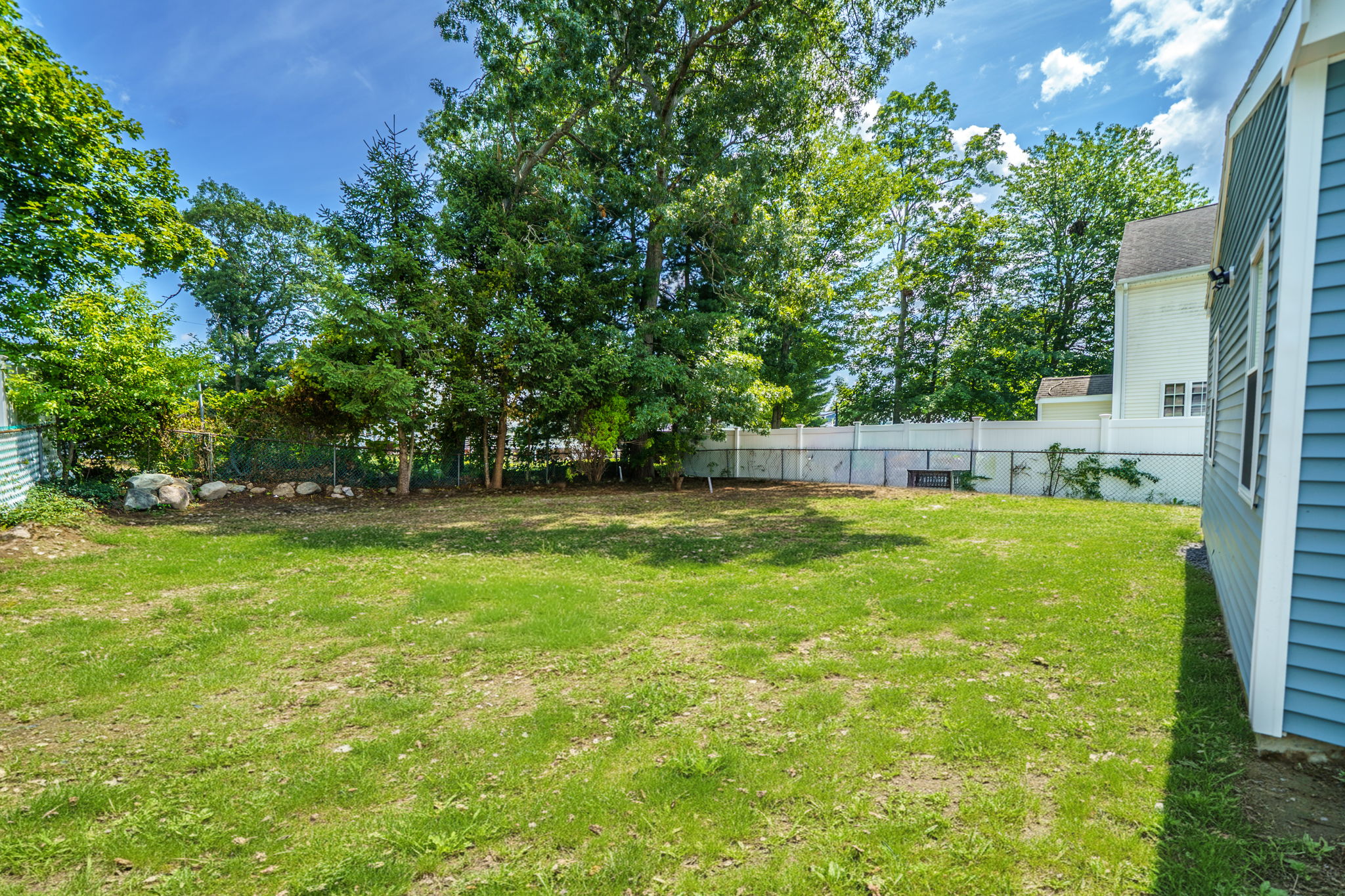  Photo 45