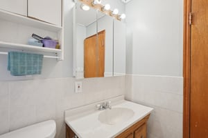 N 1st St-S1809-015.jpg