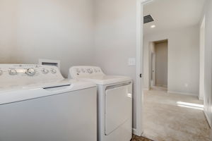 N Oak Hill Way-037