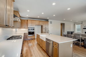 N Oak Hill Way-016