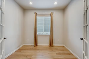 N Oak Hill Way-018