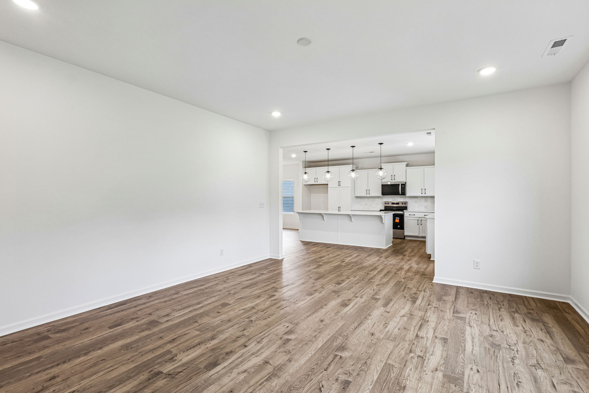 124 Pembroke Way 17-S2808-008