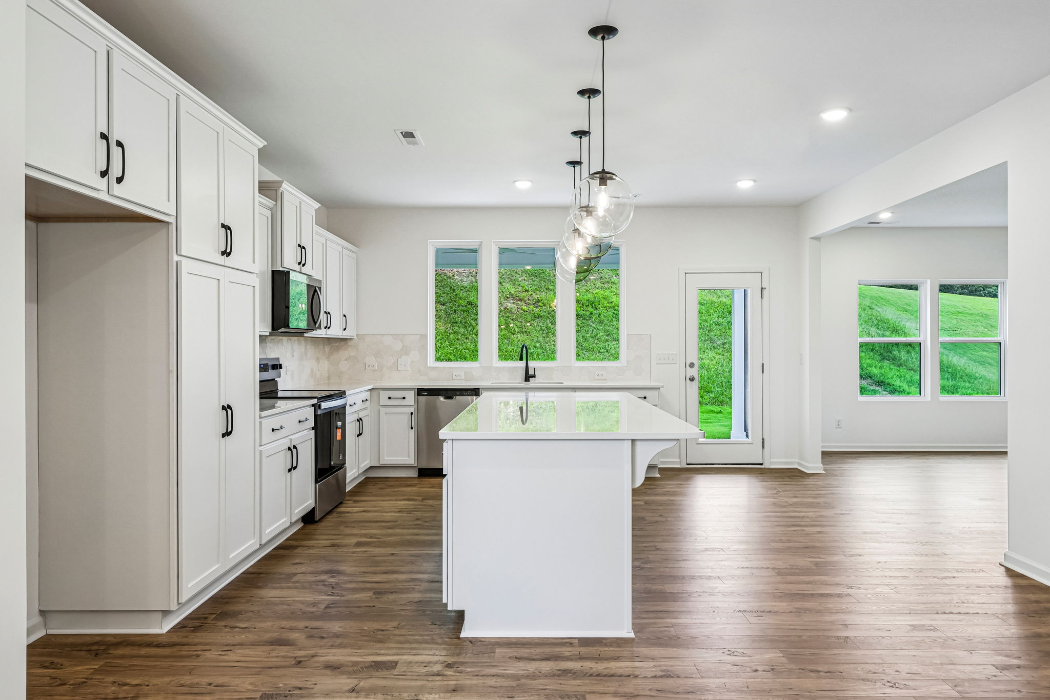 124 Pembroke Way 17-S2808-012