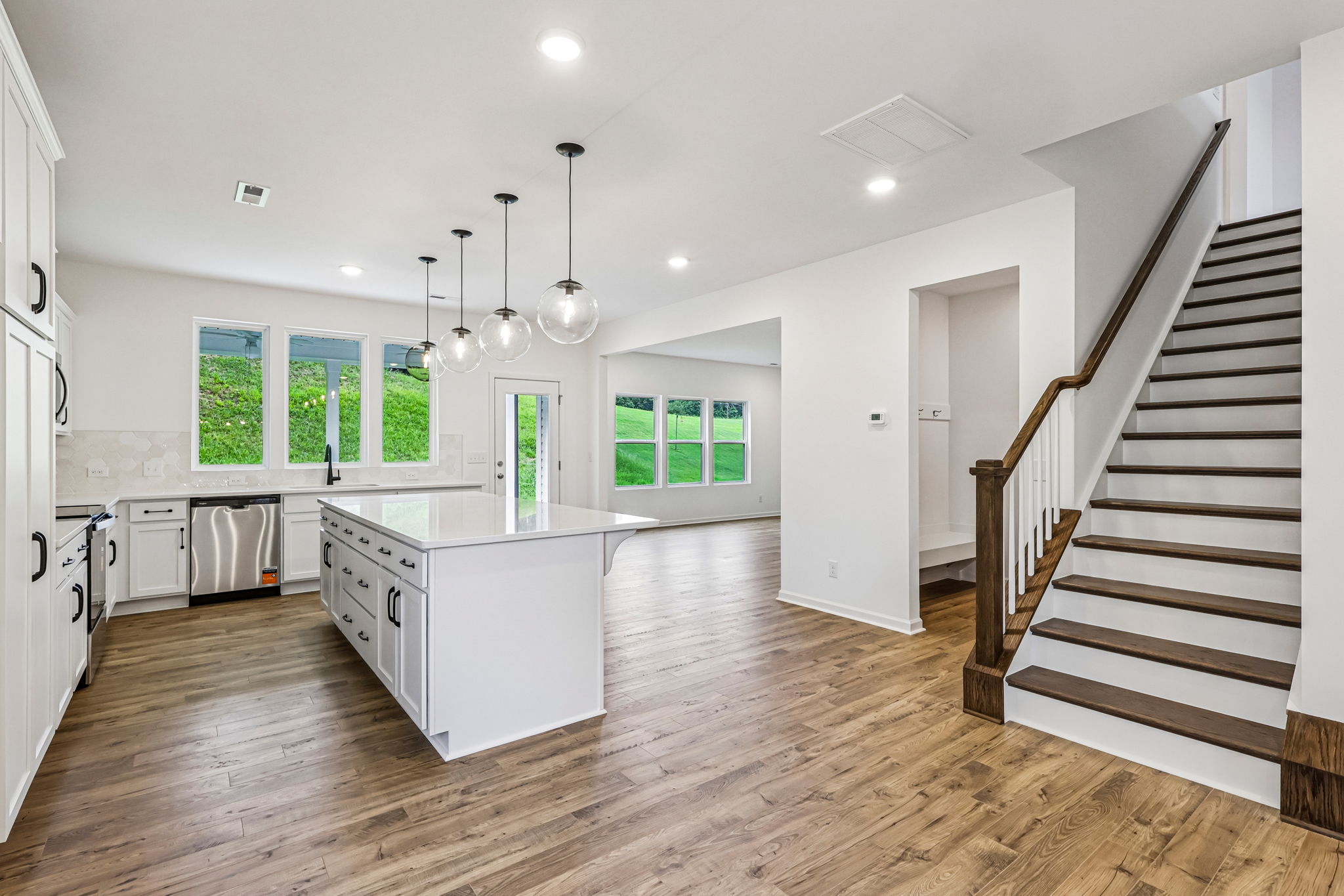124 Pembroke Way 17-S2808-013
