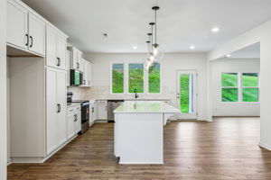 124 Pembroke Way 17-S2808-012