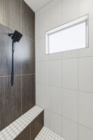 Primary Bathroom (3)
