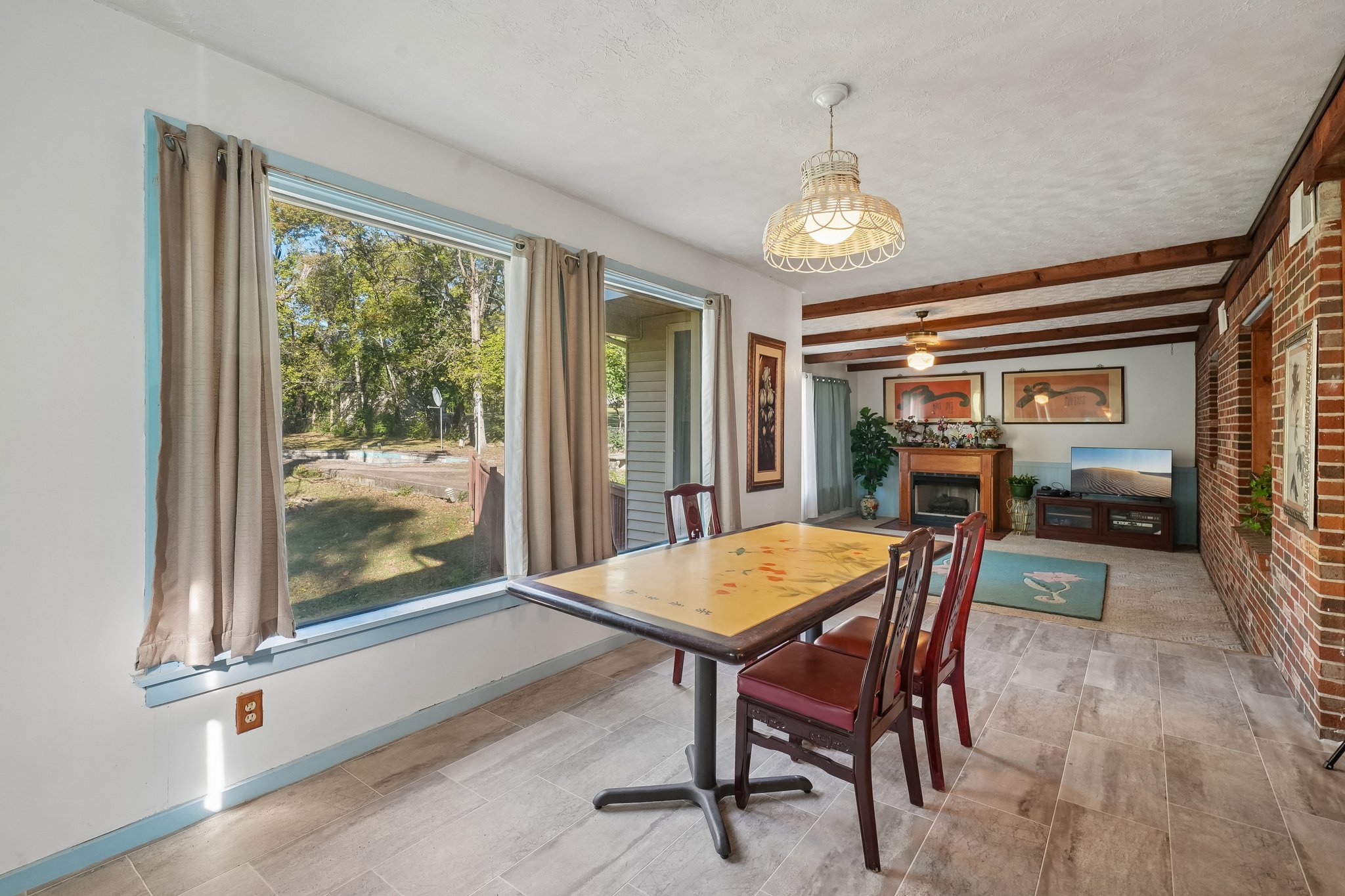 W Marthona Rd-S2410-017.jpg