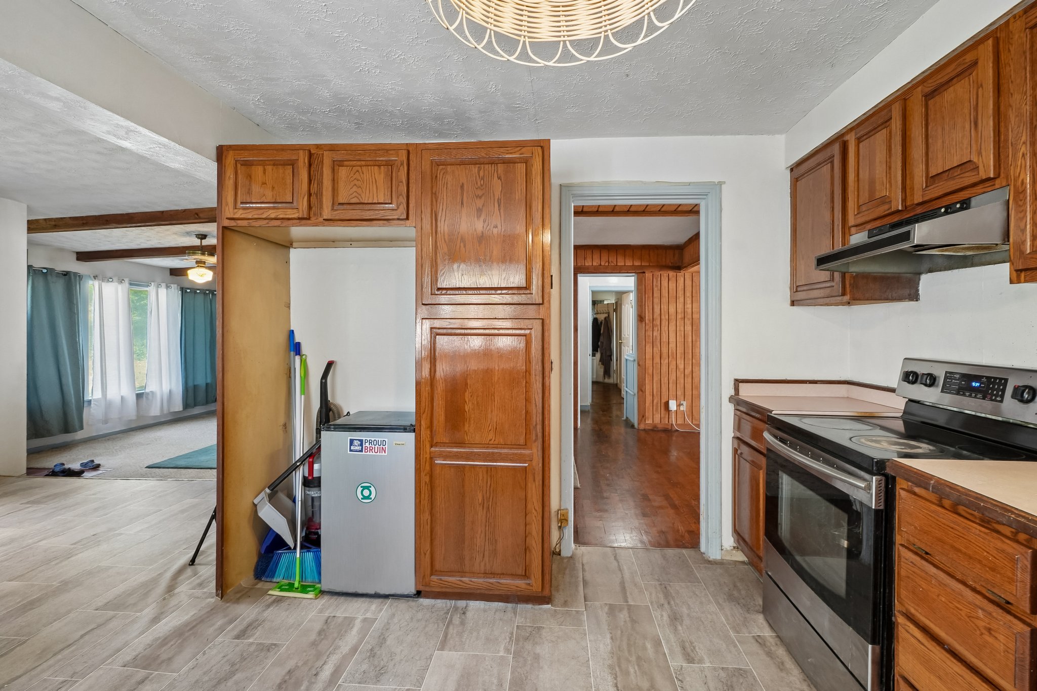 W Marthona Rd-S2410-021.jpg