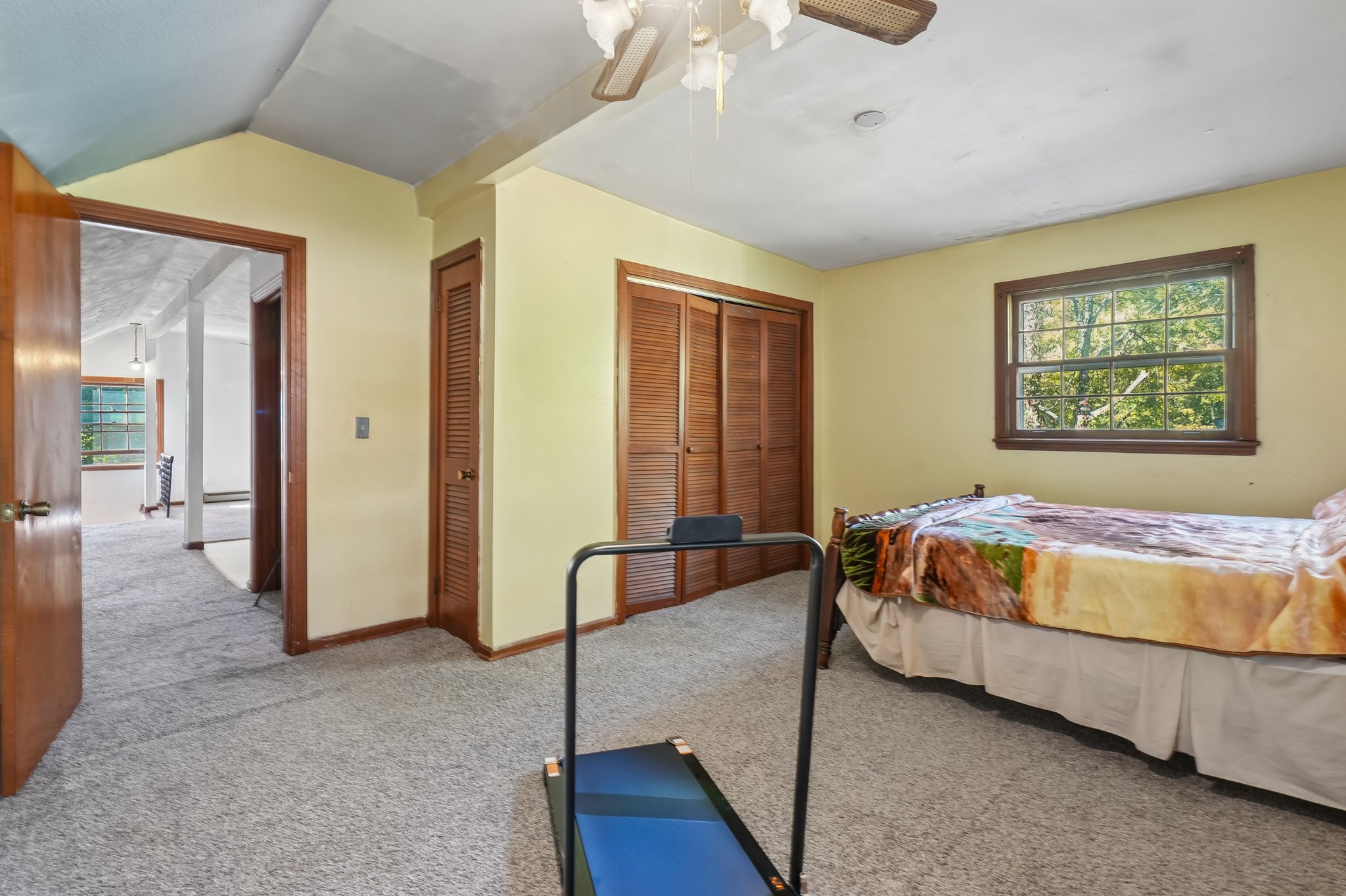 W Marthona Rd-S2410-041.jpg