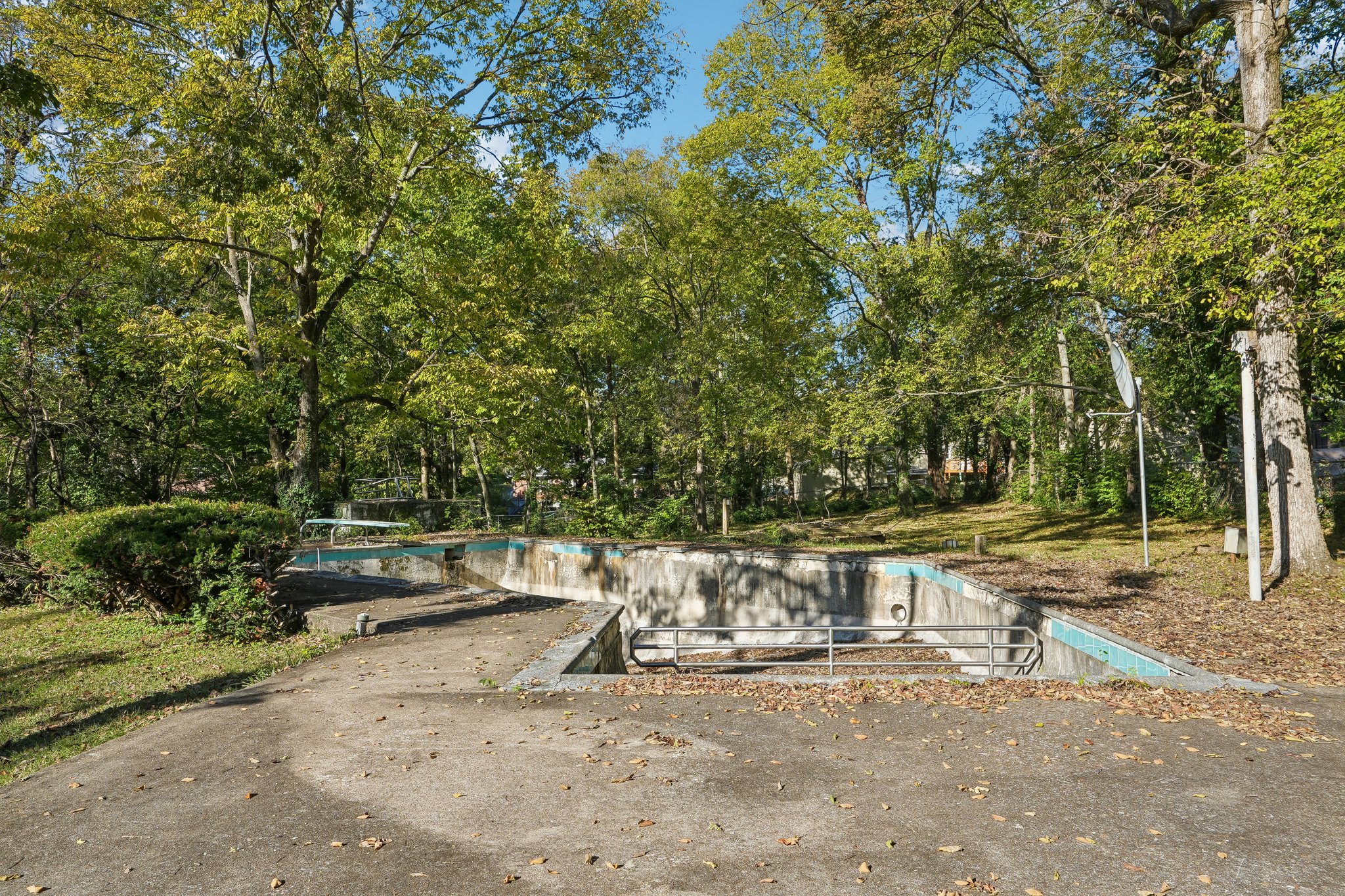 W Marthona Rd-S2410-045.jpg