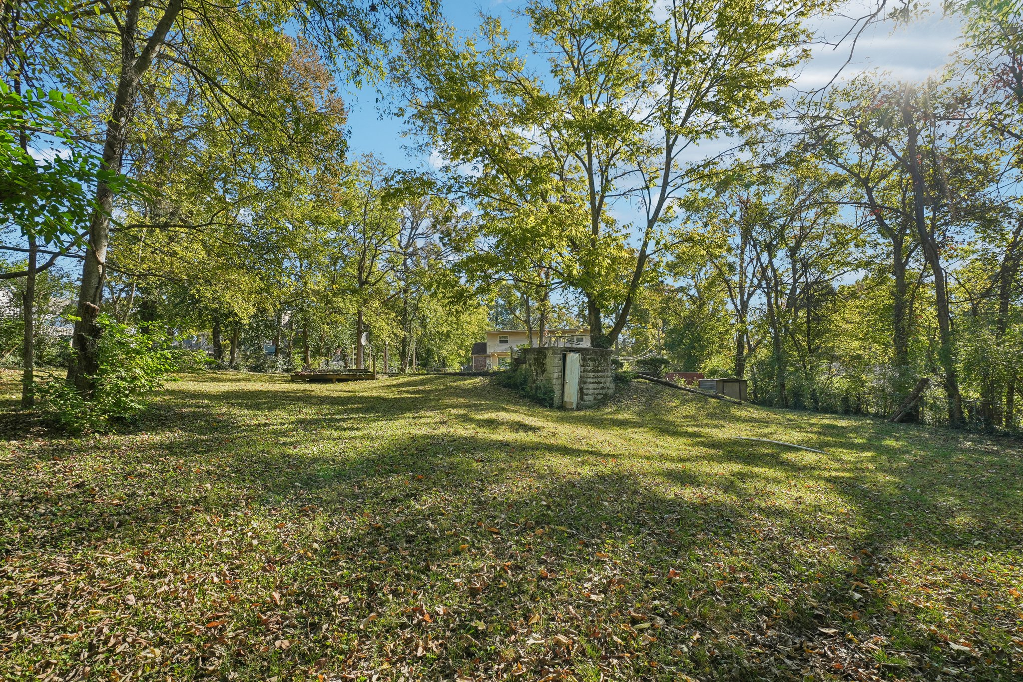 W Marthona Rd-S2410-049.jpg