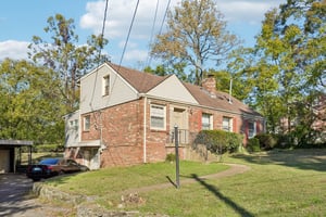 W Marthona Rd-S2410-004.jpg