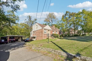 W Marthona Rd-S2410-005.jpg