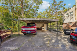 W Marthona Rd-S2410-006.jpg