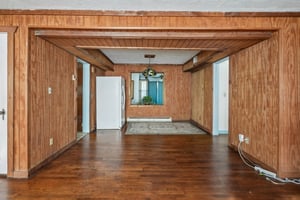 W Marthona Rd-S2410-012.jpg