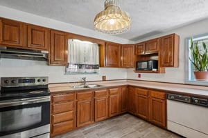 W Marthona Rd-S2410-019.jpg