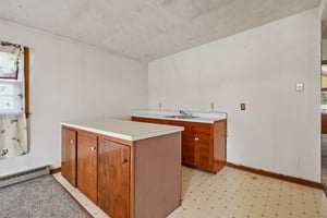 W Marthona Rd-S2410-036.jpg